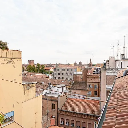 Gold Attic * Ferrara