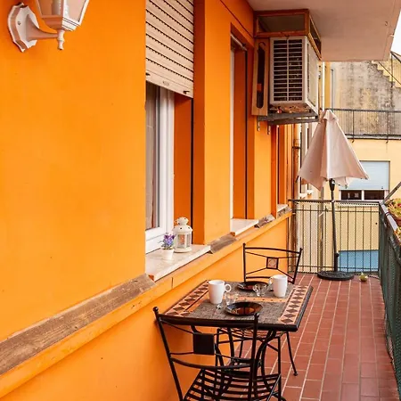 Gold Attic Apartamento *